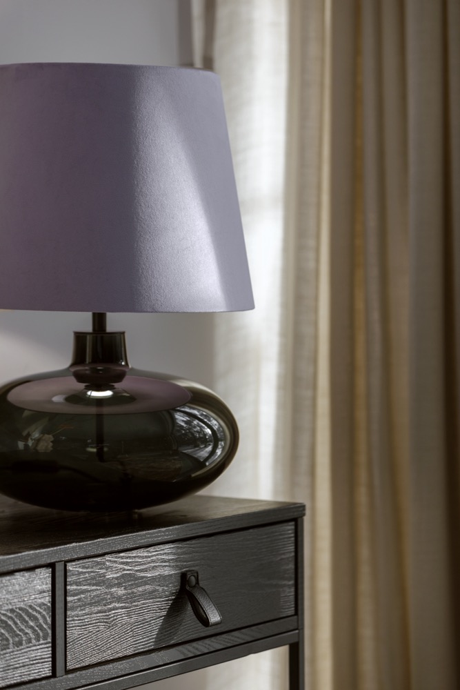 Lampa stołowa SAWA VELVET fiołkowa, przydymiona podstawa