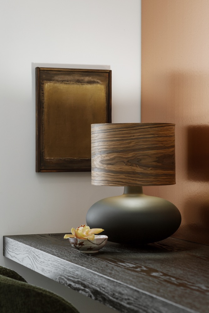 SAWA WOOD veneer table lamp, walnut