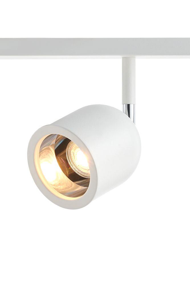 SPARK 4 four-point ceiling spotlight white with chrome finish, on a bar