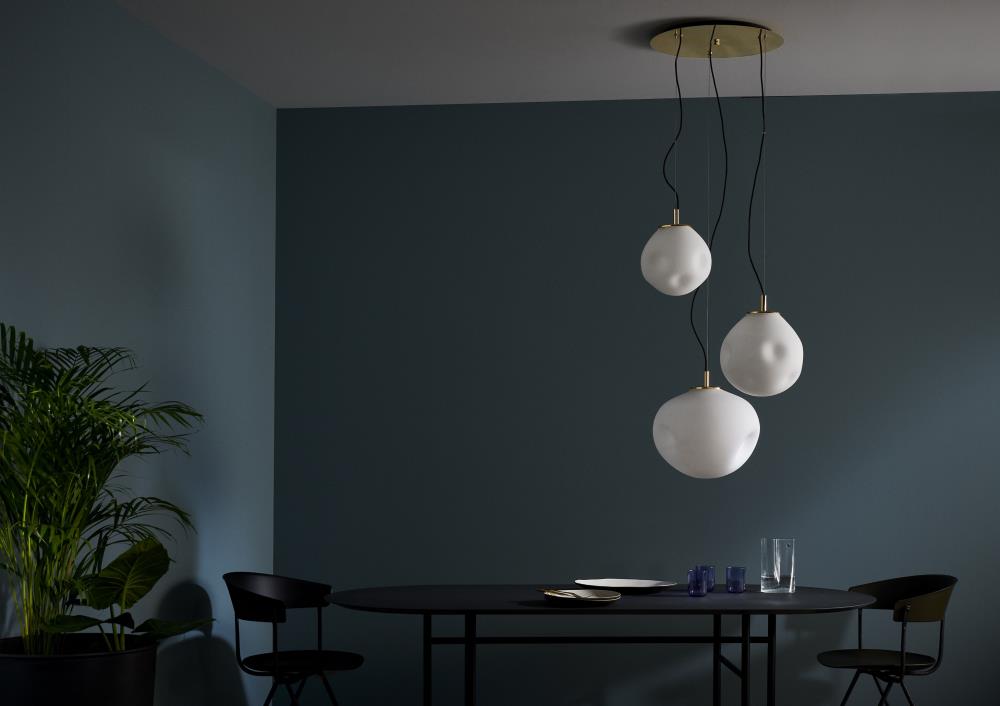 CLOE 3 gold three-point pendant lamp