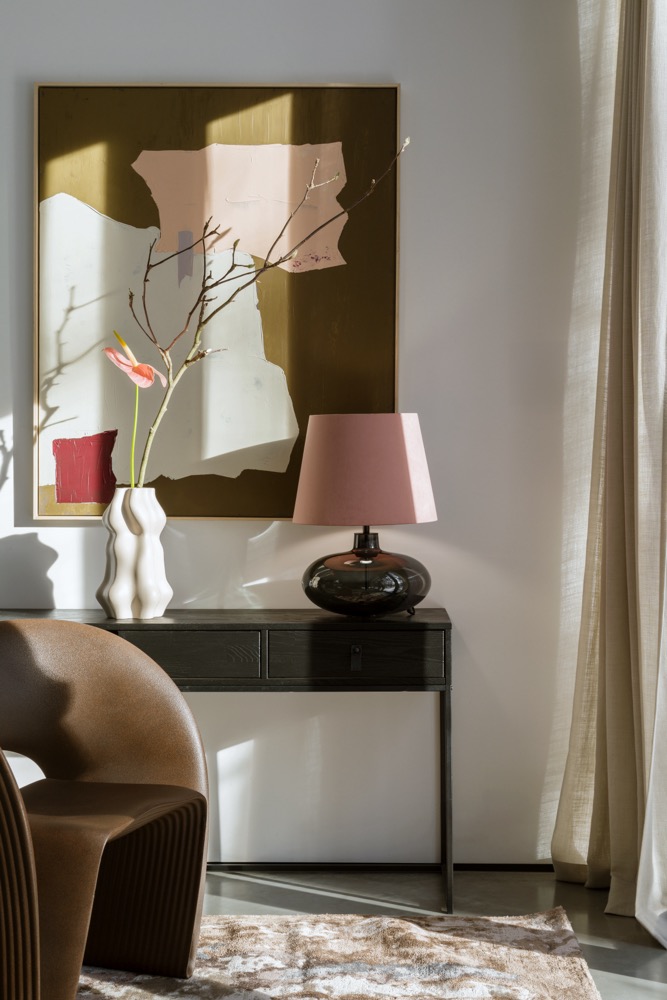 Lampa stołowa SAWA VELVET pudrowy róż, przydymiona podstawa